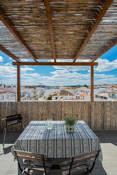 Terraces - In The Centre With Fantastic Views